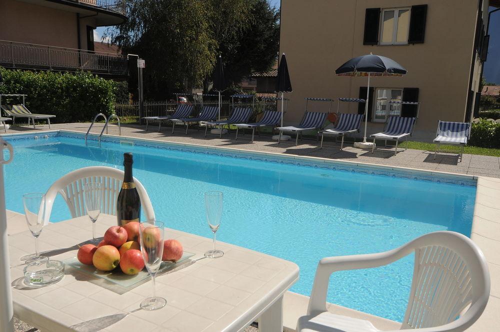 Aparthotel Lakeside Holiday *